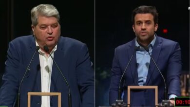 Cadeiras parafusadas no chão: Datena e Marçal frente a frente após "cadeirada"