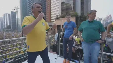 Bolsonaro chama Moraes de ditador durante ato em SP