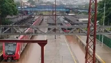 Temporal provoca alagamentos no ABC e deixa 96 mil domicílios sem energia
